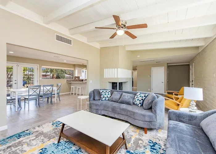 Kids Playground, Pet-friendly, Office, 5beds! Holiday home Tucson